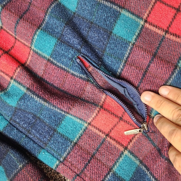 Vintage 1990s Catalina Fleece Quarter Zip Lindsay Plaid Xmas Sweater Logo - Picture 2 of 10